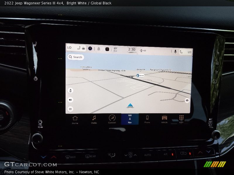Bright White / Global Black 2022 Jeep Wagoneer Series III 4x4