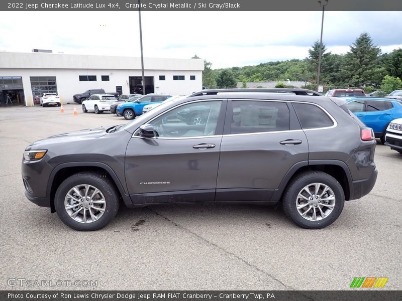 Granite Crystal Metallic / Ski Gray/Black 2022 Jeep Cherokee Latitude Lux 4x4