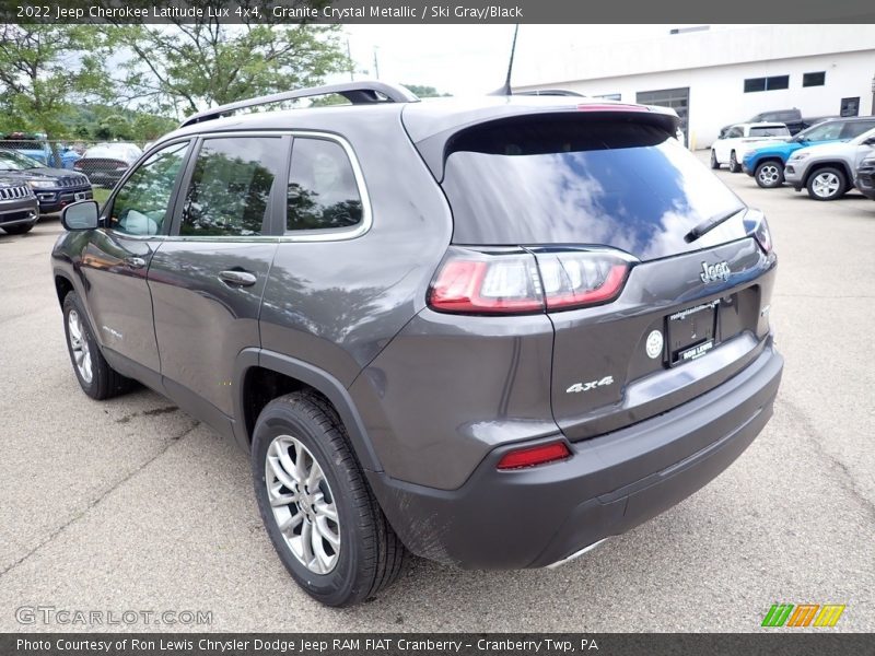Granite Crystal Metallic / Ski Gray/Black 2022 Jeep Cherokee Latitude Lux 4x4