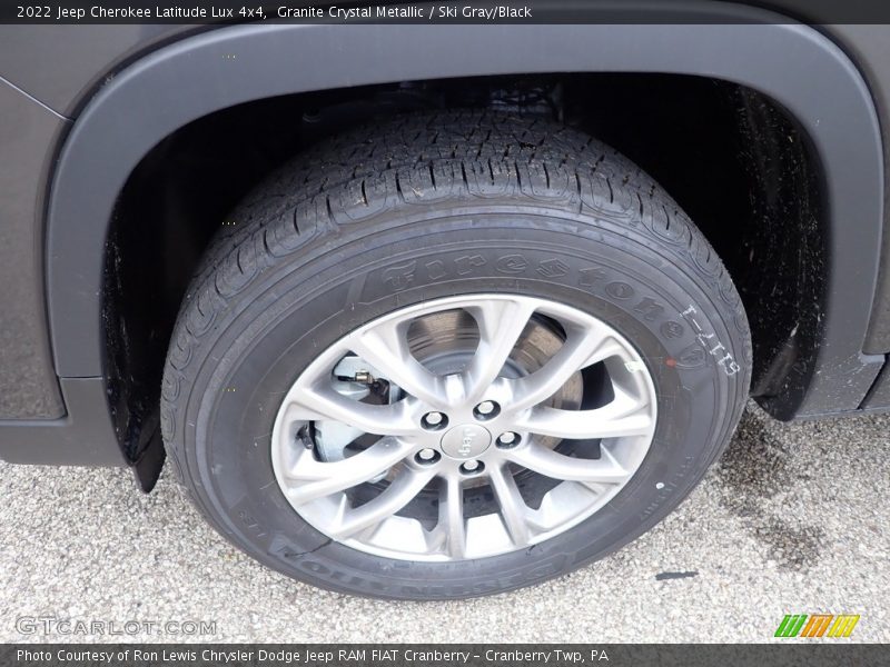 Granite Crystal Metallic / Ski Gray/Black 2022 Jeep Cherokee Latitude Lux 4x4
