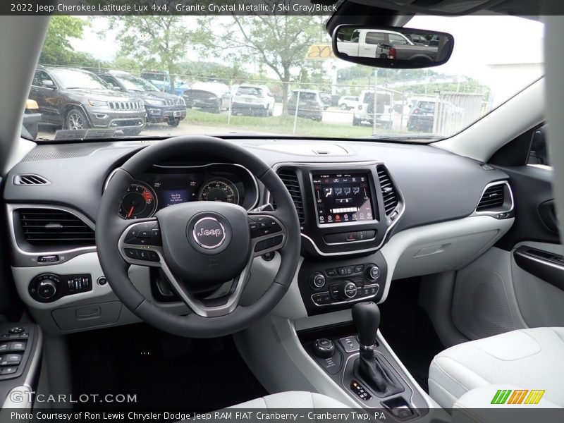 Granite Crystal Metallic / Ski Gray/Black 2022 Jeep Cherokee Latitude Lux 4x4
