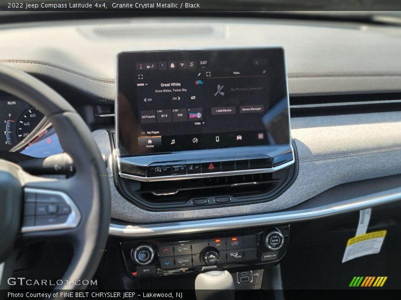 Granite Crystal Metallic / Black 2022 Jeep Compass Latitude 4x4