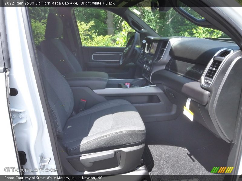 Bright White / Black 2022 Ram 2500 Big Horn Mega Cab 4x4