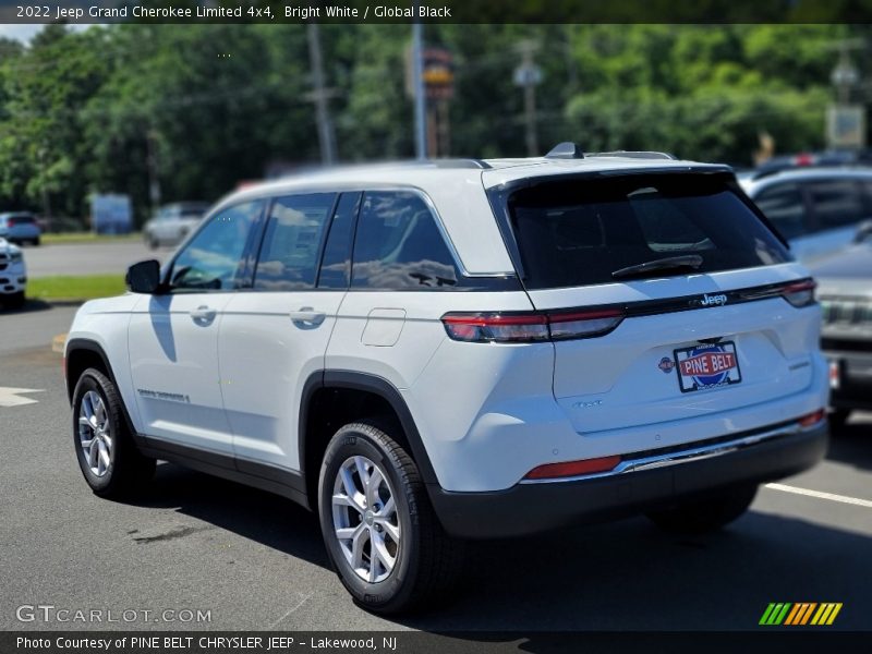 Bright White / Global Black 2022 Jeep Grand Cherokee Limited 4x4