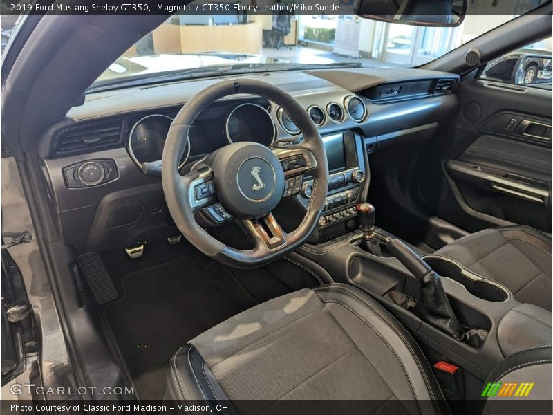 Front Seat of 2019 Mustang Shelby GT350