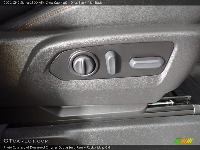 Onyx Black / Jet Black 2021 GMC Sierra 1500 AT4 Crew Cab 4WD