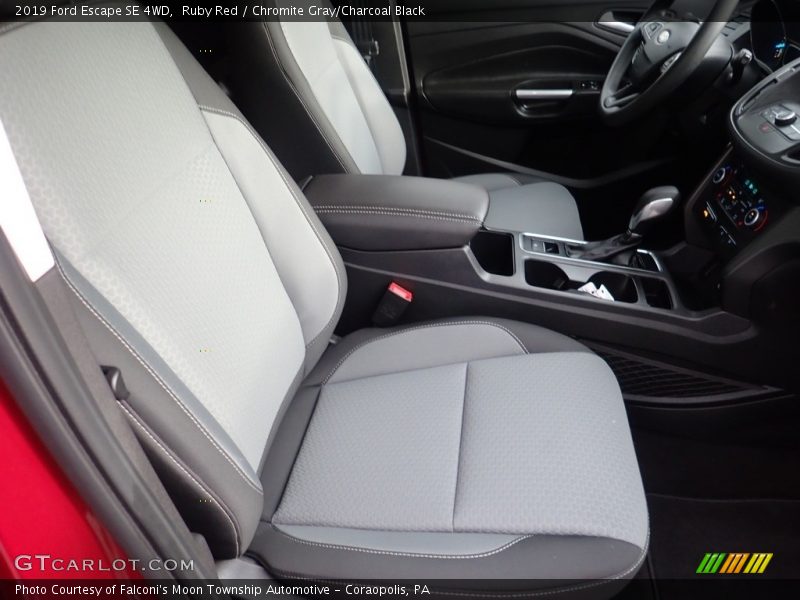 Ruby Red / Chromite Gray/Charcoal Black 2019 Ford Escape SE 4WD