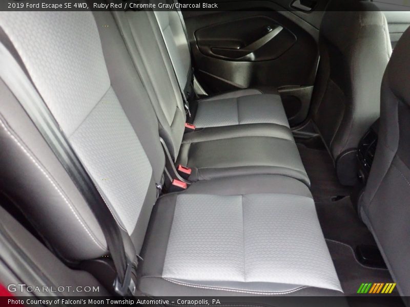 Ruby Red / Chromite Gray/Charcoal Black 2019 Ford Escape SE 4WD
