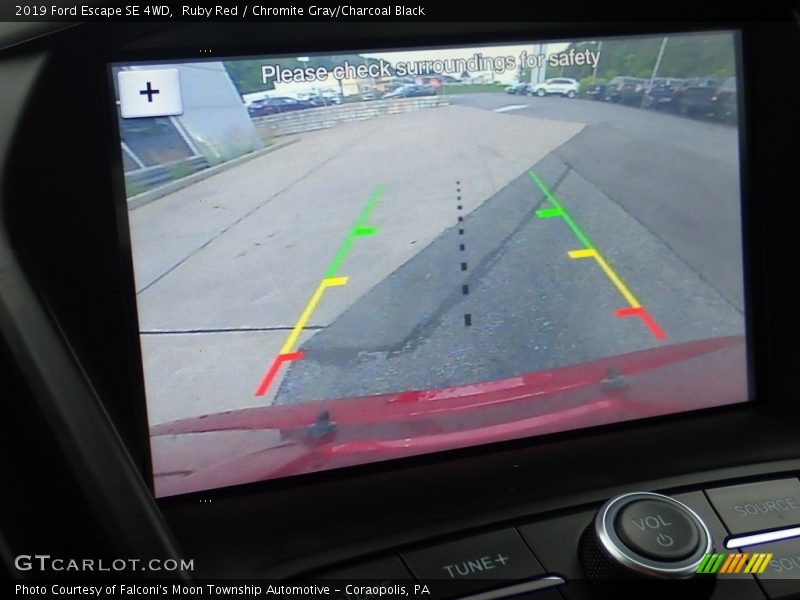 Ruby Red / Chromite Gray/Charcoal Black 2019 Ford Escape SE 4WD