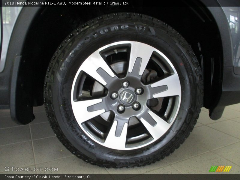 Modern Steel Metallic / Gray/Black 2018 Honda Ridgeline RTL-E AWD