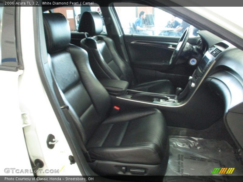 White Diamond Pearl / Camel 2006 Acura TL 3.2