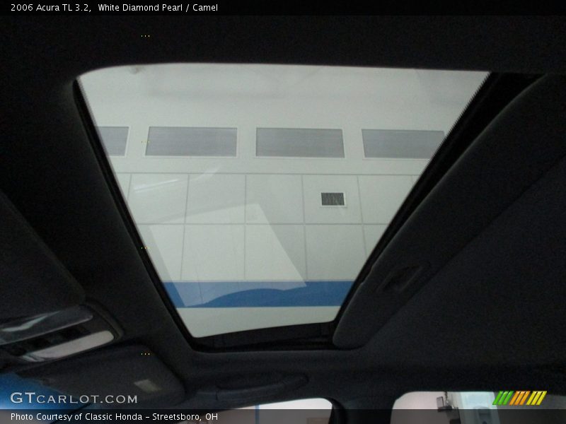White Diamond Pearl / Camel 2006 Acura TL 3.2