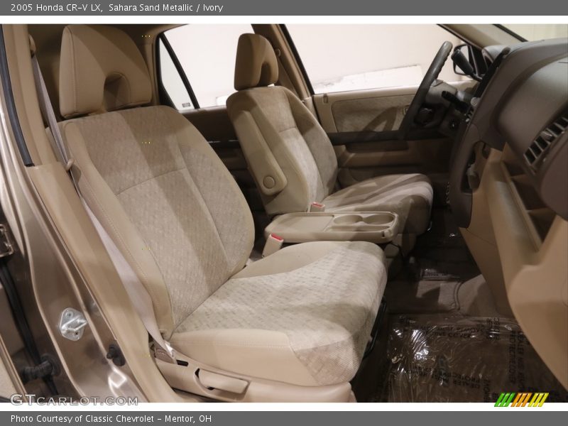 Sahara Sand Metallic / Ivory 2005 Honda CR-V LX