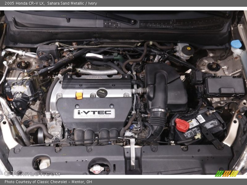 Sahara Sand Metallic / Ivory 2005 Honda CR-V LX
