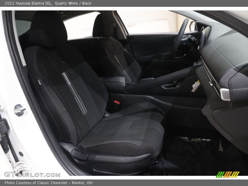 Quartz White / Black 2022 Hyundai Elantra SEL