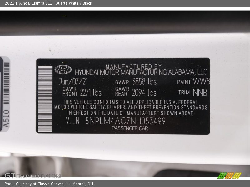 Quartz White / Black 2022 Hyundai Elantra SEL