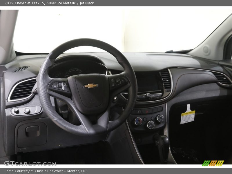 Silver Ice Metallic / Jet Black 2019 Chevrolet Trax LS