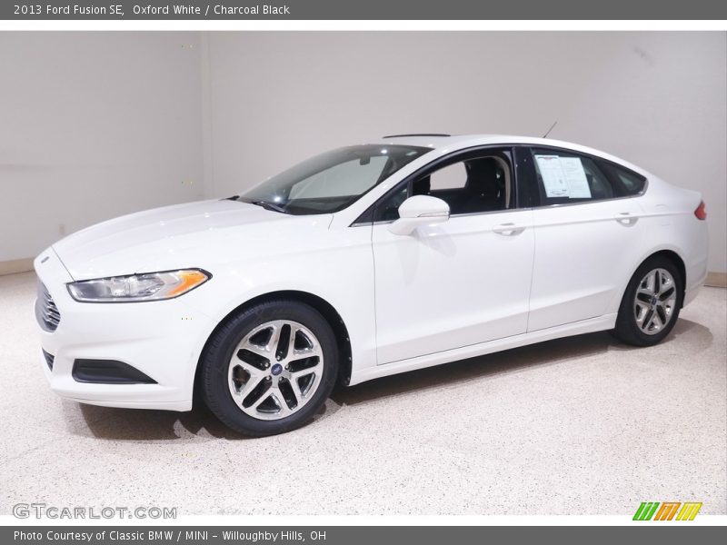 Oxford White / Charcoal Black 2013 Ford Fusion SE