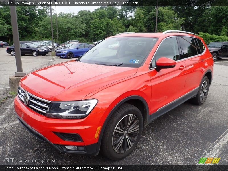 Front 3/4 View of 2019 Tiguan SEL 4MOTION