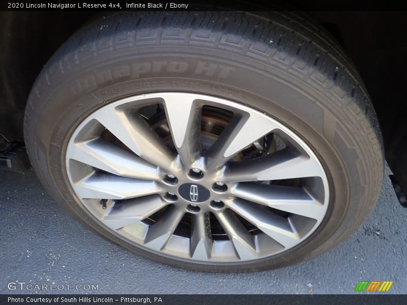 Infinite Black / Ebony 2020 Lincoln Navigator L Reserve 4x4