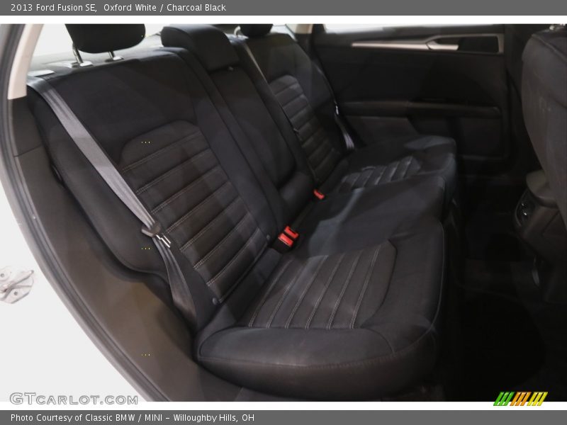 Oxford White / Charcoal Black 2013 Ford Fusion SE
