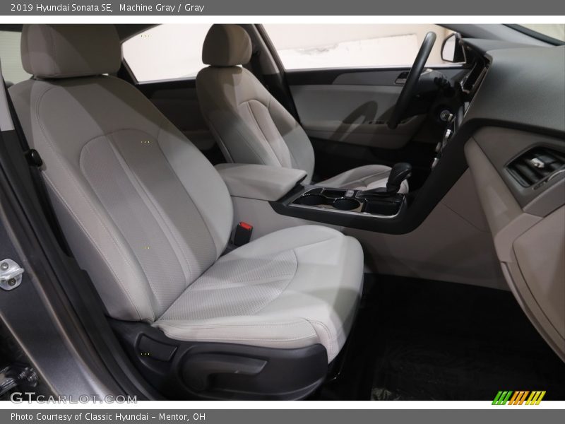 Machine Gray / Gray 2019 Hyundai Sonata SE
