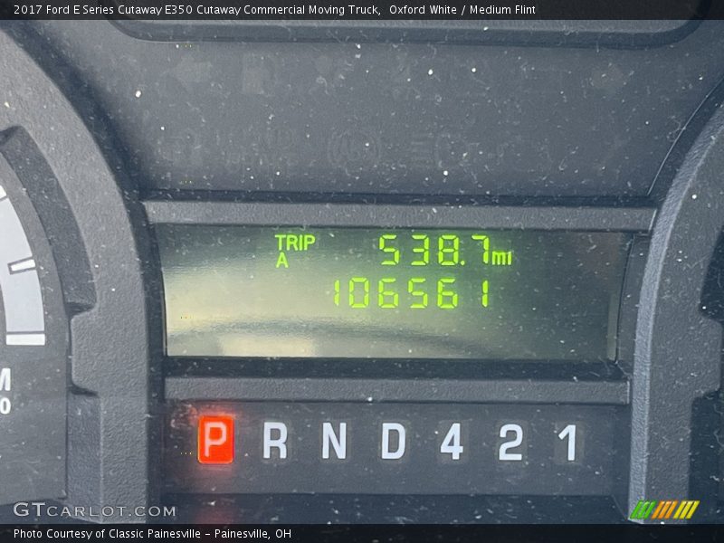 Oxford White / Medium Flint 2017 Ford E Series Cutaway E350 Cutaway Commercial Moving Truck