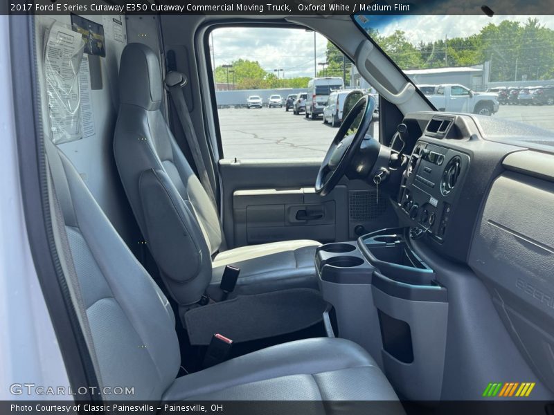 Oxford White / Medium Flint 2017 Ford E Series Cutaway E350 Cutaway Commercial Moving Truck