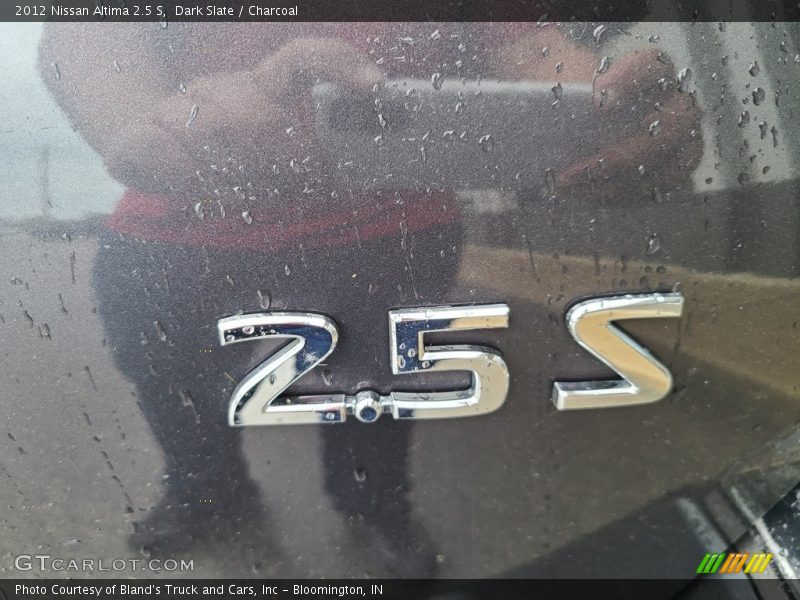Dark Slate / Charcoal 2012 Nissan Altima 2.5 S
