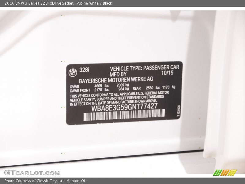 Alpine White / Black 2016 BMW 3 Series 328i xDrive Sedan