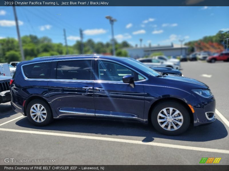 Jazz Blue Pearl / Black/Alloy 2019 Chrysler Pacifica Touring L