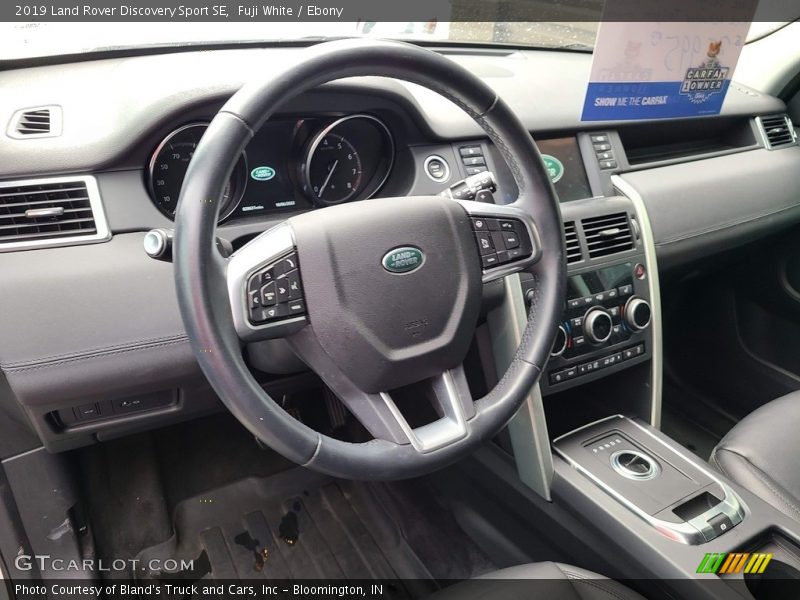 Fuji White / Ebony 2019 Land Rover Discovery Sport SE