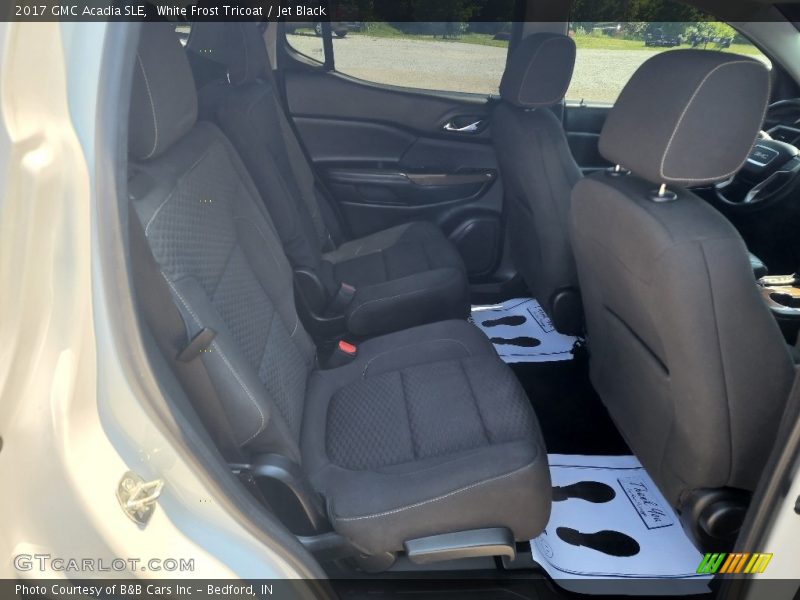 White Frost Tricoat / Jet Black 2017 GMC Acadia SLE