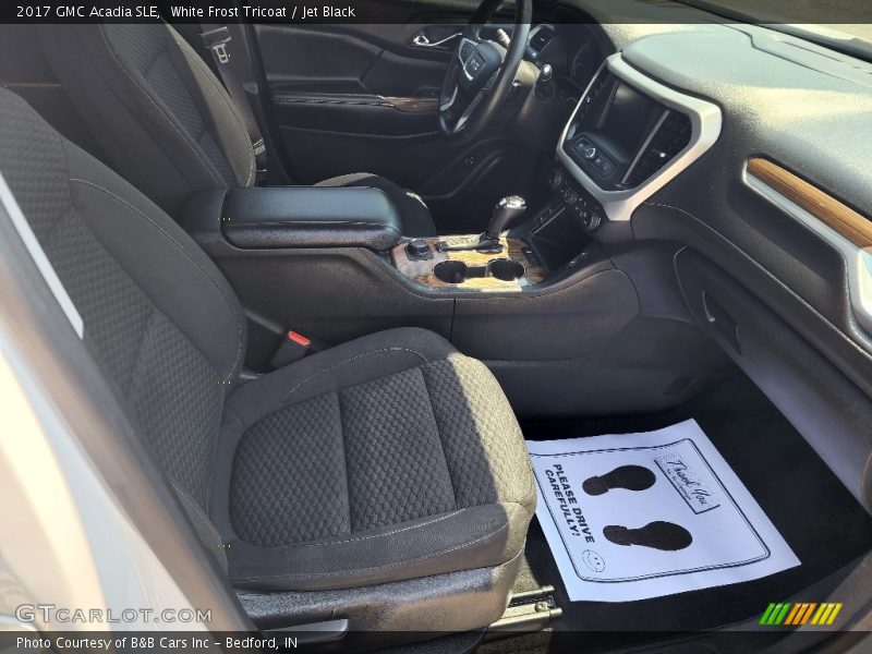 White Frost Tricoat / Jet Black 2017 GMC Acadia SLE