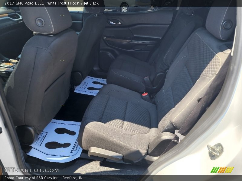 White Frost Tricoat / Jet Black 2017 GMC Acadia SLE