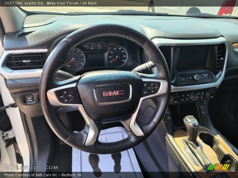 White Frost Tricoat / Jet Black 2017 GMC Acadia SLE