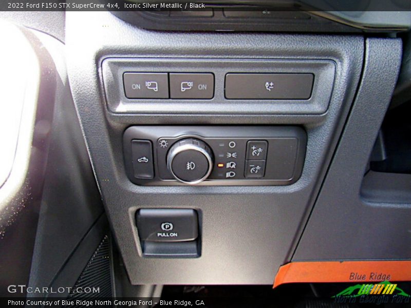 Iconic Silver Metallic / Black 2022 Ford F150 STX SuperCrew 4x4