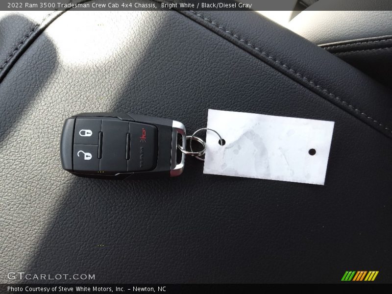 Bright White / Black/Diesel Gray 2022 Ram 3500 Tradesman Crew Cab 4x4 Chassis