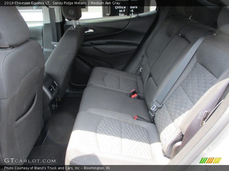 Sandy Ridge Metallic / Medium Ash Gray 2019 Chevrolet Equinox LT