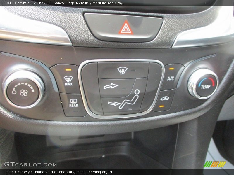 Sandy Ridge Metallic / Medium Ash Gray 2019 Chevrolet Equinox LT