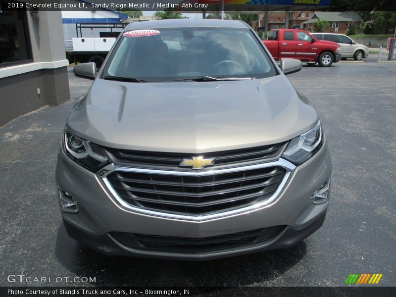 Sandy Ridge Metallic / Medium Ash Gray 2019 Chevrolet Equinox LT