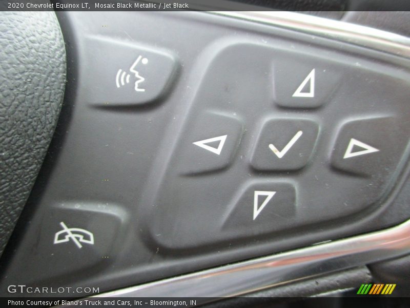 Mosaic Black Metallic / Jet Black 2020 Chevrolet Equinox LT