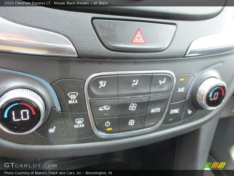 Mosaic Black Metallic / Jet Black 2020 Chevrolet Equinox LT