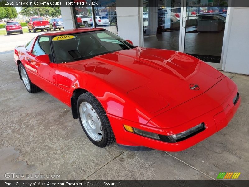 Torch Red / Black 1995 Chevrolet Corvette Coupe