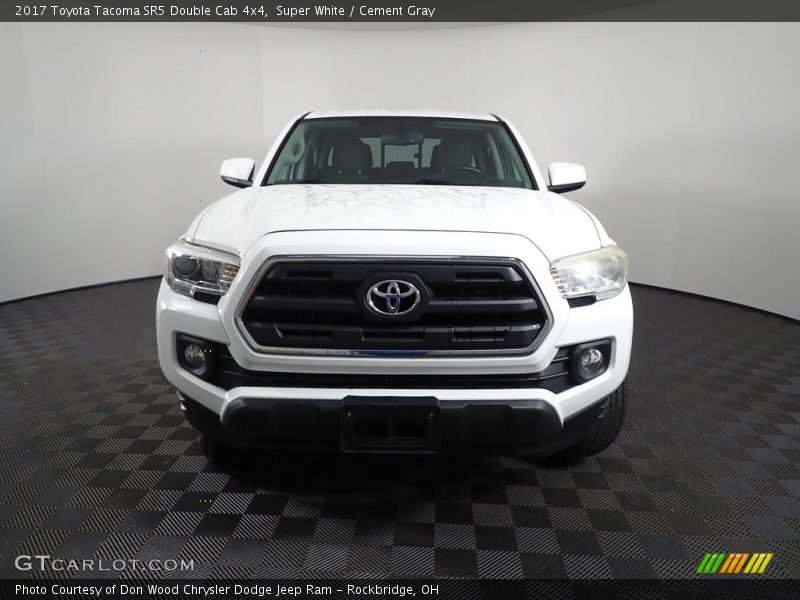 Super White / Cement Gray 2017 Toyota Tacoma SR5 Double Cab 4x4