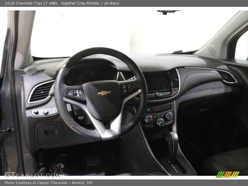 Nightfall Gray Metallic / Jet Black 2019 Chevrolet Trax LT AWD