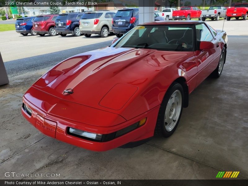 Torch Red / Black 1995 Chevrolet Corvette Coupe