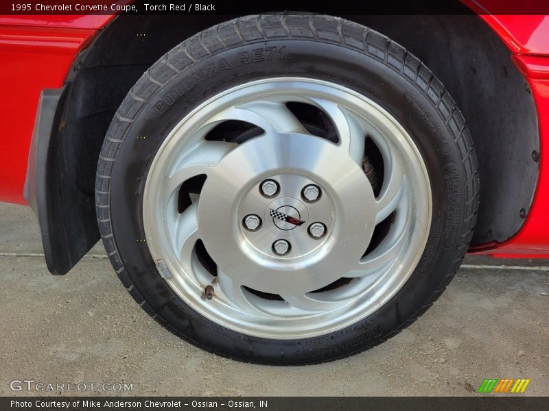 Torch Red / Black 1995 Chevrolet Corvette Coupe