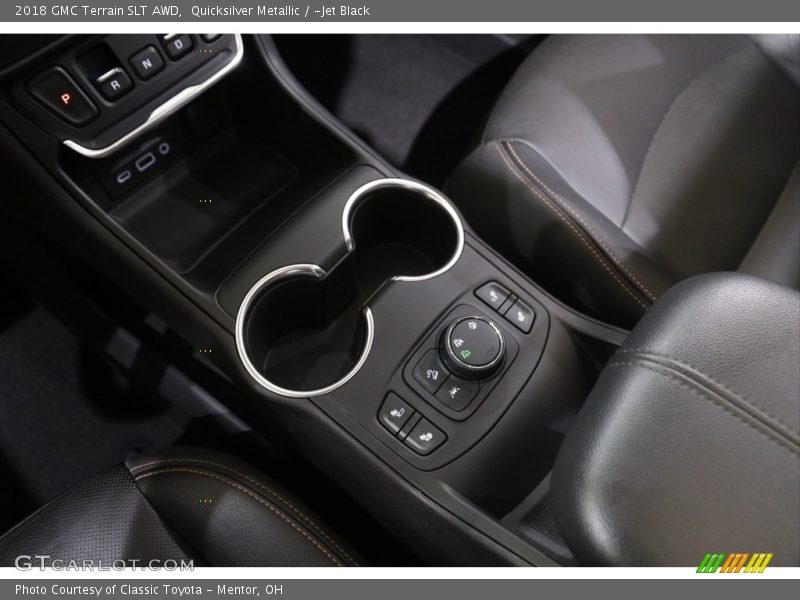 Quicksilver Metallic / ­Jet Black 2018 GMC Terrain SLT AWD