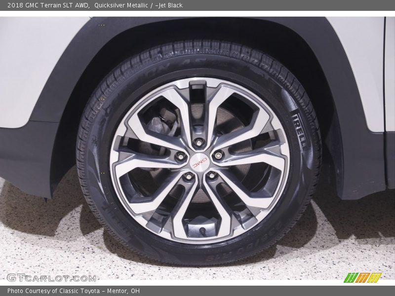 Quicksilver Metallic / ­Jet Black 2018 GMC Terrain SLT AWD
